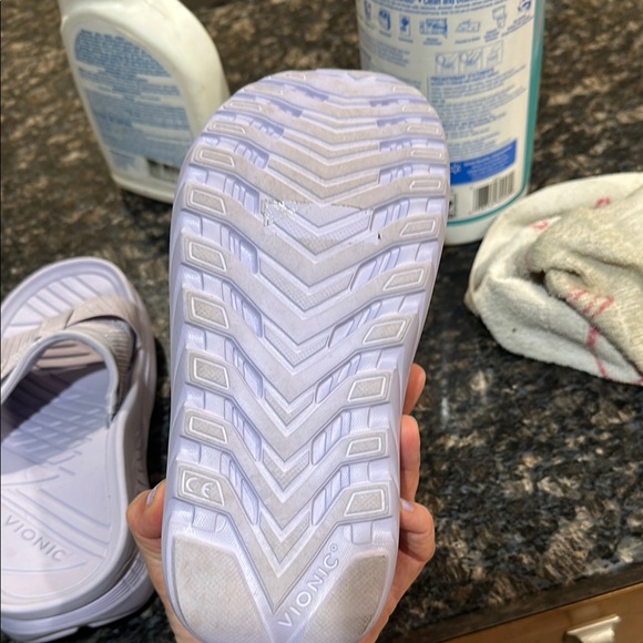 Vionic Lavender Slide Sandals size 7 - Picture 13 of 13